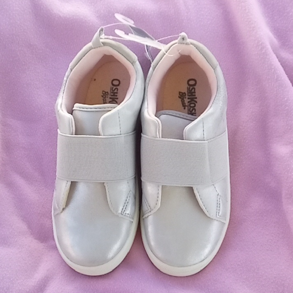 OshKosh B'gosh Kids Silver Sneakers
